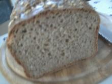 Dinkel-Vollkorn-Brot mit Leisamen   Eigenkreation - Rezept