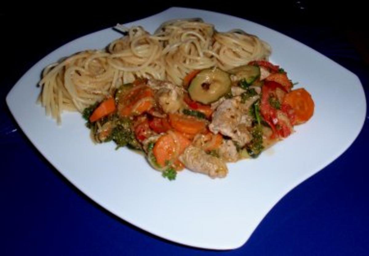 Filet-Gemüse-Pfanne mit Spaghettitürmchen - Rezept - Bild Nr. 6