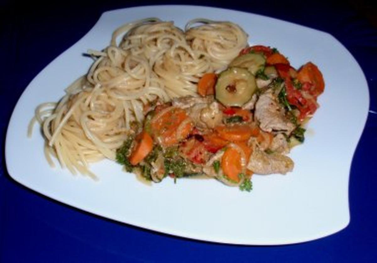Filet-Gemüse-Pfanne mit Spaghettitürmchen - Rezept - Bild Nr. 7