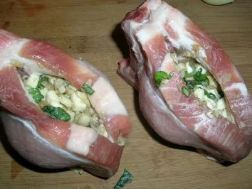 gefüllte Koteletts im Champignonbett mit Rosmarin Kartoffeln - Rezept - Bild Nr. 7