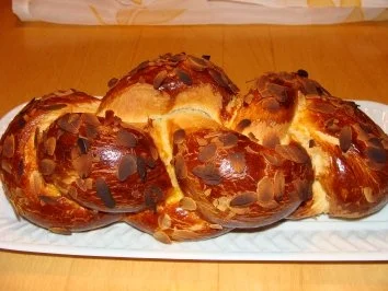 Rezept: Frühstückszopf Bild Nr. 2 Frühstückszopf - Rezept - Bild Nr. 2