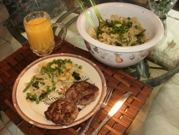 Pasta- Fruehling Primavera- Schmetterling Nudels mit Ofen gebackene Zucchini, Spargel und anderem Gemuese - Rezept