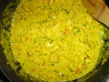 Pangasiusragout mit Ananas in einer Kräuter-Currysoße an Langkornreis - Rezept - Bild Nr. 7