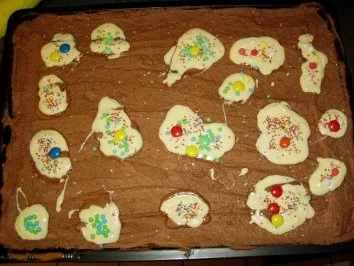 Rezept: Bunter Fleckenkuchen Bunter Fleckenkuchen - Rezept