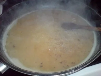 Rezept: Kalbsleber mit Zwiebeln und Salzkartoffeln Bild Nr. 11 Kalbsleber mit Zwiebeln und Salzkartoffeln - Rezept - Bild Nr. 11