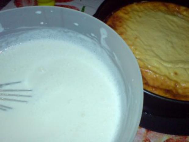 Käsekuchen mit Joghurthaube - Rezept mit Bild - kochbar.de