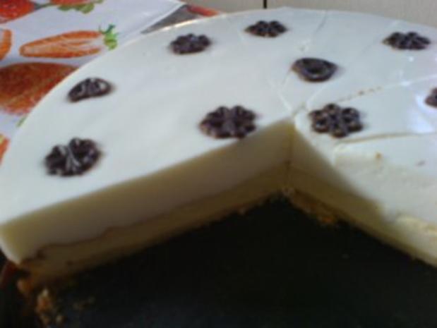 Käsekuchen mit Joghurthaube - Rezept mit Bild - kochbar.de