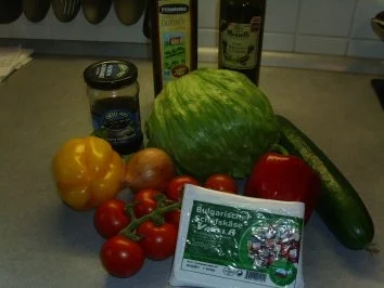 Salate: Gemischter Griechischer Salat - Rezept - Bild Nr. 2