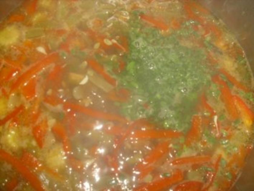 Chinesische Hühnersuppe - Rezept mit Bild - kochbar.de