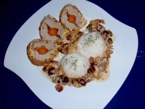 Rezept: Gefülltes Schweinefilet mit Nusspanade und Basmatireis Bild Nr. 7 Gefülltes Schweinefilet mit Nusspanade und Basmatireis - Rezept - Bild Nr. 7