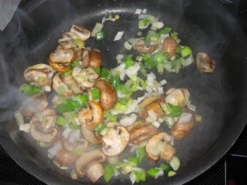 Rezept: Meine gefüllten Hühnerbrüstchen Bild Nr. 5 Meine gefüllten Hühnerbrüstchen - Rezept - Bild Nr. 5