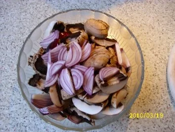 Rezept: Thymian-Bruschetta-Schnitzel Bild Nr. 2 Thymian-Bruschetta-Schnitzel - Rezept - Bild Nr. 2