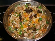 Rezept: Hรคhnchenbrust kross mit Pilzen und allerlei Hรคhnchenbrust kross mit Pilzen und allerlei - Rezept