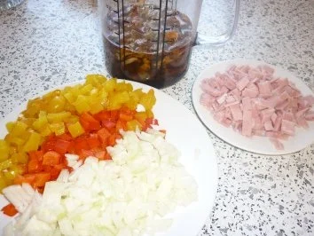 Rezept: Spaghetti mit getrockneten Steinpilzen und Paprika Bild Nr. 4 Spaghetti mit getrockneten Steinpilzen und Paprika - Rezept - Bild Nr. 4