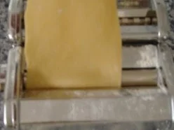 Rezept: Lachslasagne mit Dillcreme und Blattspinat Bild Nr. 4 Lachslasagne mit Dillcreme und Blattspinat - Rezept - Bild Nr. 4