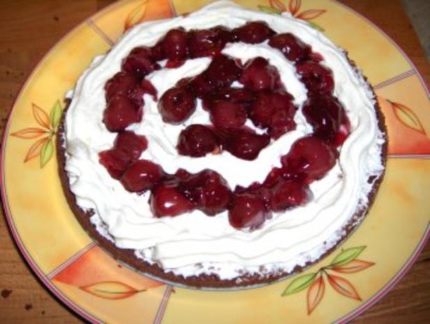 Mini-Schwarzwälder Kirschtorte - Rezept - kochbar.de