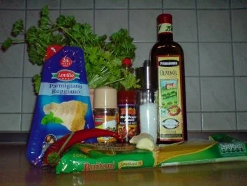 Rezept: Spaghetti mit Peperoni-Knoblauch-Öl Bild Nr. 2 Spaghetti mit Peperoni-Knoblauch-Öl - Rezept - Bild Nr. 2