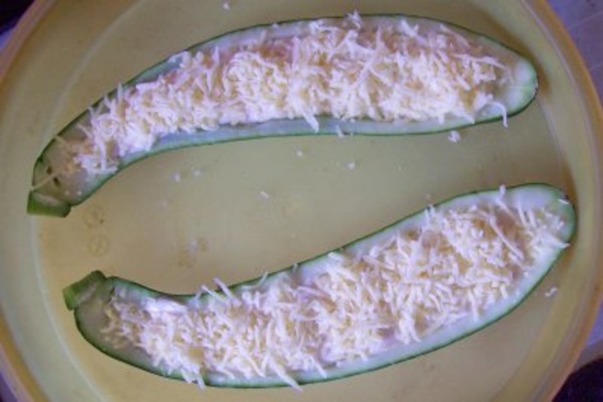 Kochen: Gefüllte Zucchini mit Tofu - Rezept - Bild Nr. 4