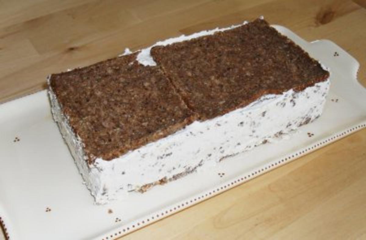 Vollkornbrotterrine - mit Pumpernickelcreme - Rezept - Bild Nr. 2