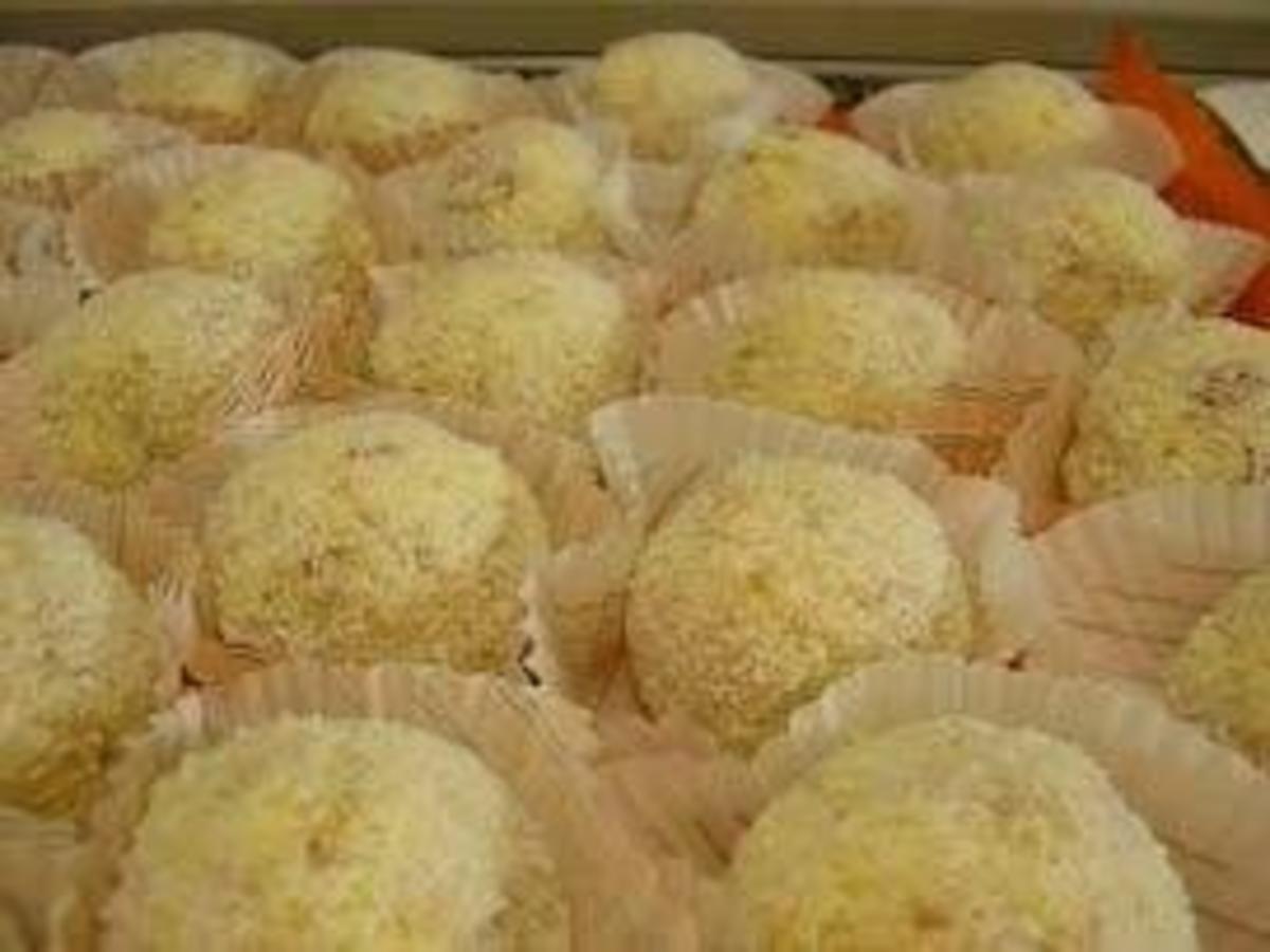 süsse Bällchen: Kokos-Ananas-Bällchen - Rezept - kochbar.de