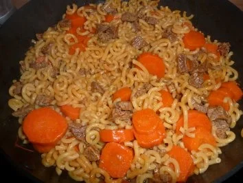 Rezept: Gulaschpfanne Bild Nr. 2 Gulaschpfanne - Rezept - Bild Nr. 2