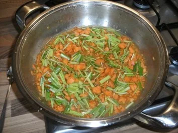 im Gemüsebett gedünstete Lachsfilets - Rezept - Bild Nr. 3