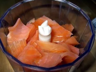 Rezept: Ravioli mit Räucherlachsfüllung Bild Nr. 3 Ravioli mit Räucherlachsfüllung - Rezept - Bild Nr. 3