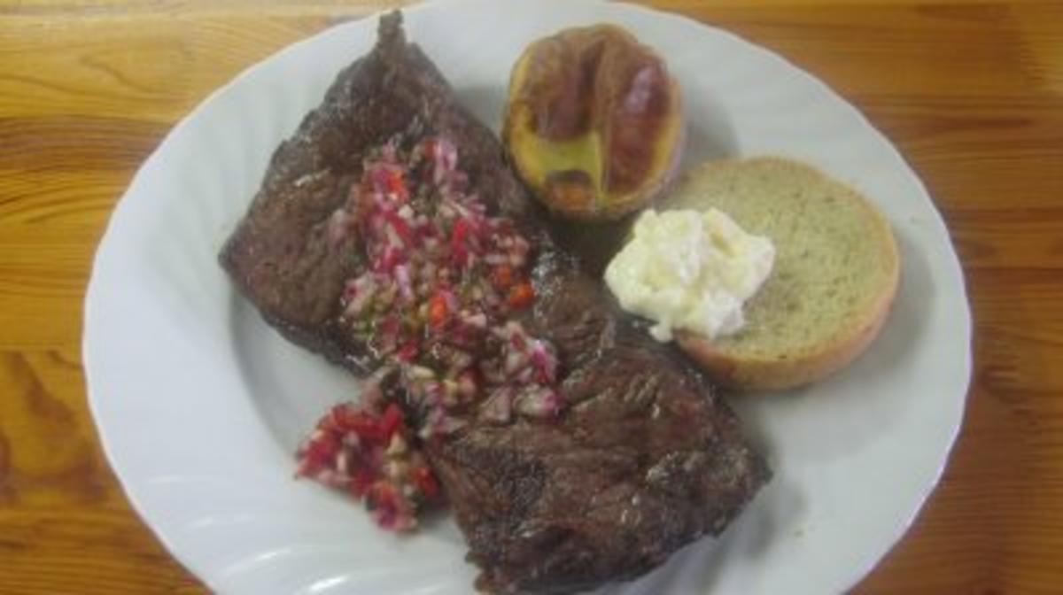 Bilder für Chimichurrisauce mit mariniertem Rumpsteak - Rezept