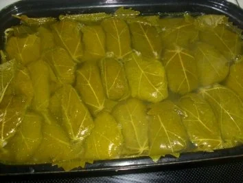 Gefüllte Weinblätter ~ Dolmadakia - Rezept - Bild Nr. 11