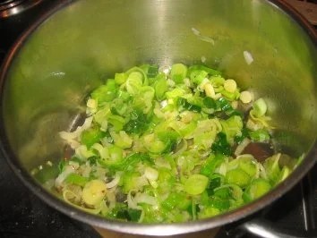 Suppe: Porree-Käse-Süppchen mit Häubchen! - Rezept - Bild Nr. 7