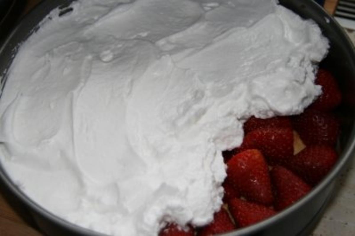 Kuchen: Erdbeer-Baiser-Torte - Rezept - Bild Nr. 6