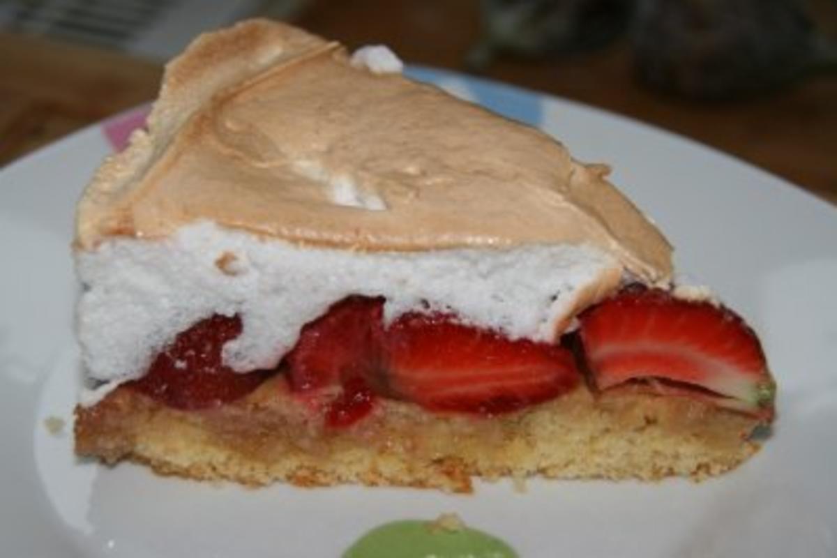Kuchen: Erdbeer-Baiser-Torte - Rezept