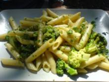 Knoblauch-Spaghettis mit Brokkoli - Rezept