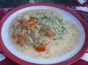 Geflügel: Sahne - Putengeschnezeltes mit Kräuterreis - Rezept