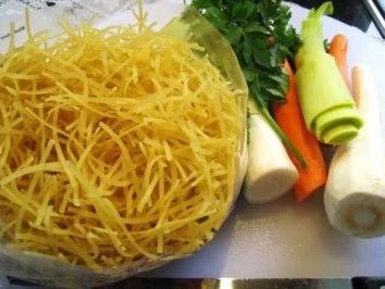 Nudelsuppe mit Huhn - Rezept - Bild Nr. 4