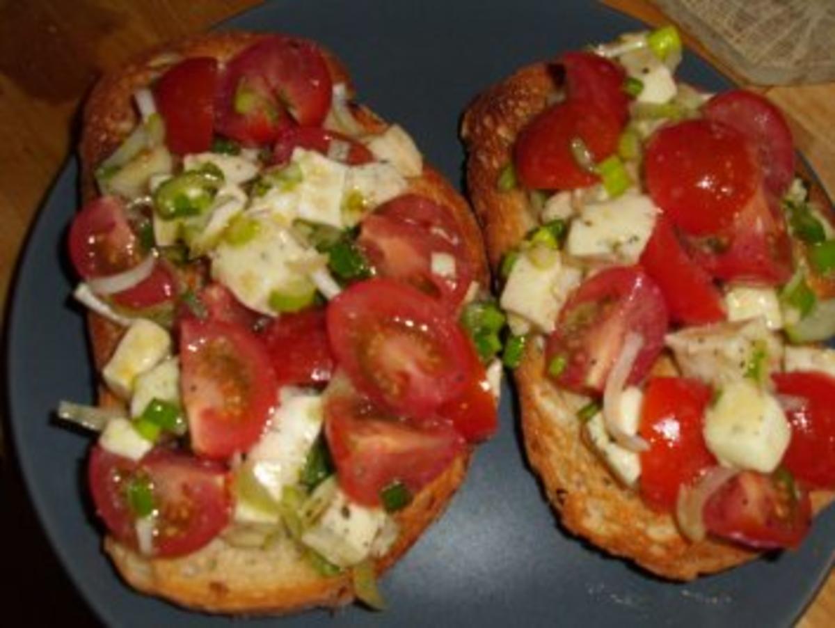 Tomate-Mozzarella-Brot - Rezept