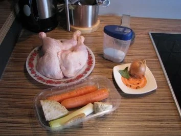 Rezept: "SUPPE" Hühnersuppe Bild Nr. 2 "SUPPE" Hühnersuppe - Rezept - Bild Nr. 2