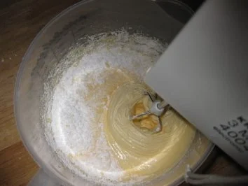 Ei, Ei, Ei ...nein nicht V........sondern mein selbstgemachter Eierlikör...Bilder sind ON - Rezept - Bild Nr. 5