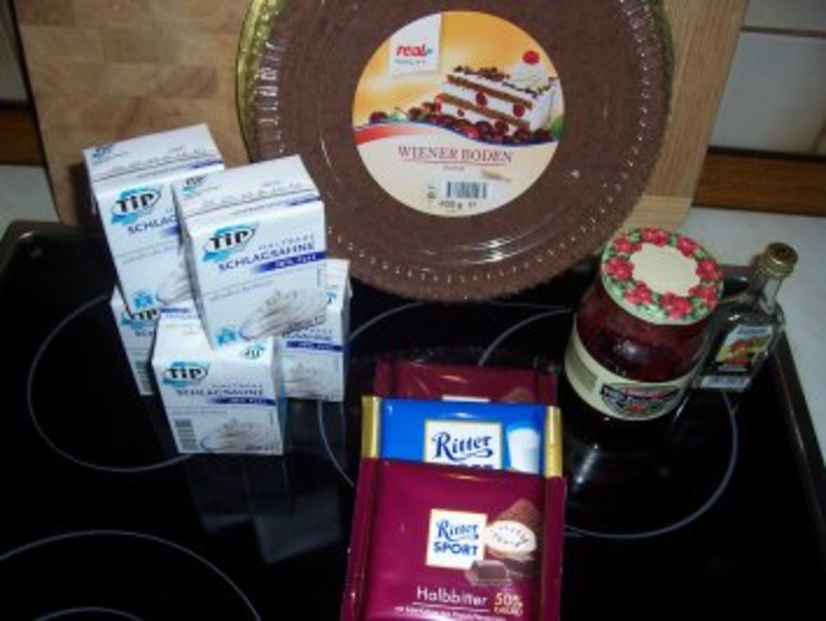 Kuchen/Torte...Schokoladen-Sahne-Torte mit Preiselbeeren - Rezept - Bild Nr. 2