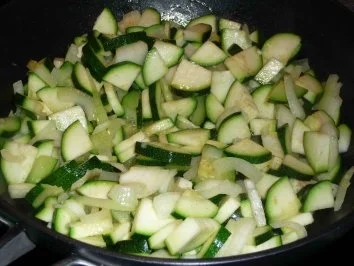 Rezept: Zucchini-Schafskäse überbacken Bild Nr. 4 Zucchini-Schafskäse überbacken - Rezept - Bild Nr. 4