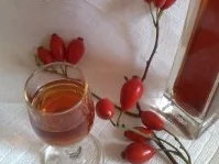 Rezept: Hagebuttenlikör Hagebuttenlikör - Rezept