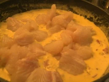 Rezept: Pangasius in Curry-Sahne ,,, Brokoli und Salzkartoffeln , ich wollte mal eine andere Variante probieren. Bild Nr. 6 Pangasius in Curry-Sahne ,,, Brokoli und Salzkartoffeln , ich wollte mal eine andere Variante probieren. - Rezept - Bild Nr. 6