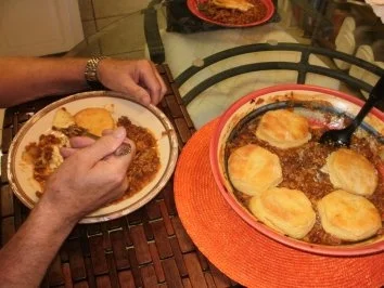 Bohnen mit Biscuits - Ein einfaches Amerikanisches Bauern Essen und jeder liebt Biscuits - Rezept