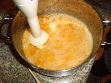 Aprikosen-Torte mit Schuss - Rezept - Bild Nr. 3