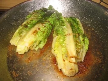 Rezept: Beilage: Gebratene Salatherzen! Beilage: Gebratene Salatherzen! - Rezept