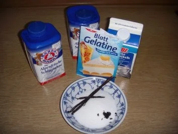 Panna Cotta mit zweierlei Sauerkirschen - Rezept - Bild Nr. 2