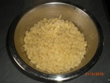 Rezept: Käsespätzle Bild Nr. 8 Käsespätzle - Rezept - Bild Nr. 8