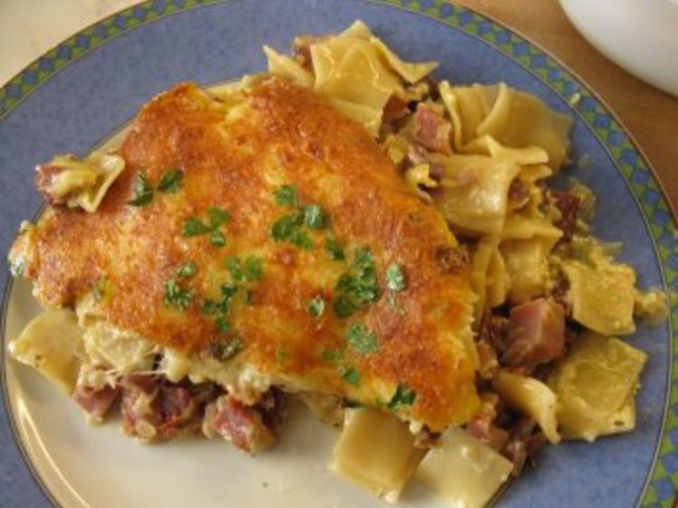 Überbackene Schinkenfleckerln - Rezept - kochbar.de