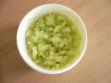 Lachstartar auf Kartoffeltörtchen - Rezept - Bild Nr. 5