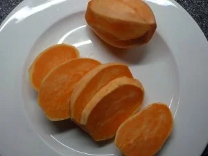 Rezept: Süßkartoffel - Rahmsüppchen Bild Nr. 7 Süßkartoffel - Rahmsüppchen - Rezept - Bild Nr. 7